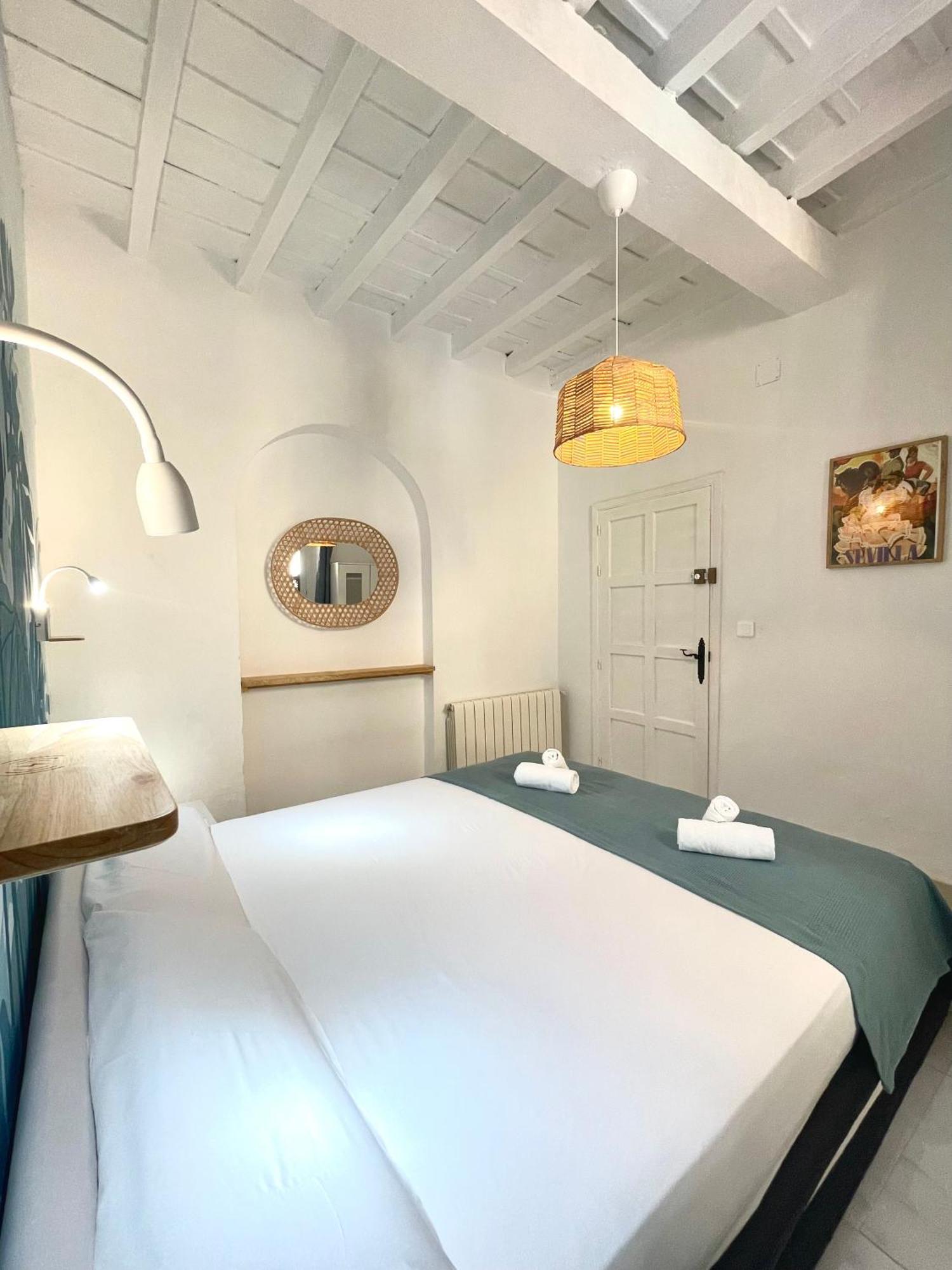 House -Rooftop&Jacuzzi -StayinSevilla Dış mekan fotoğraf